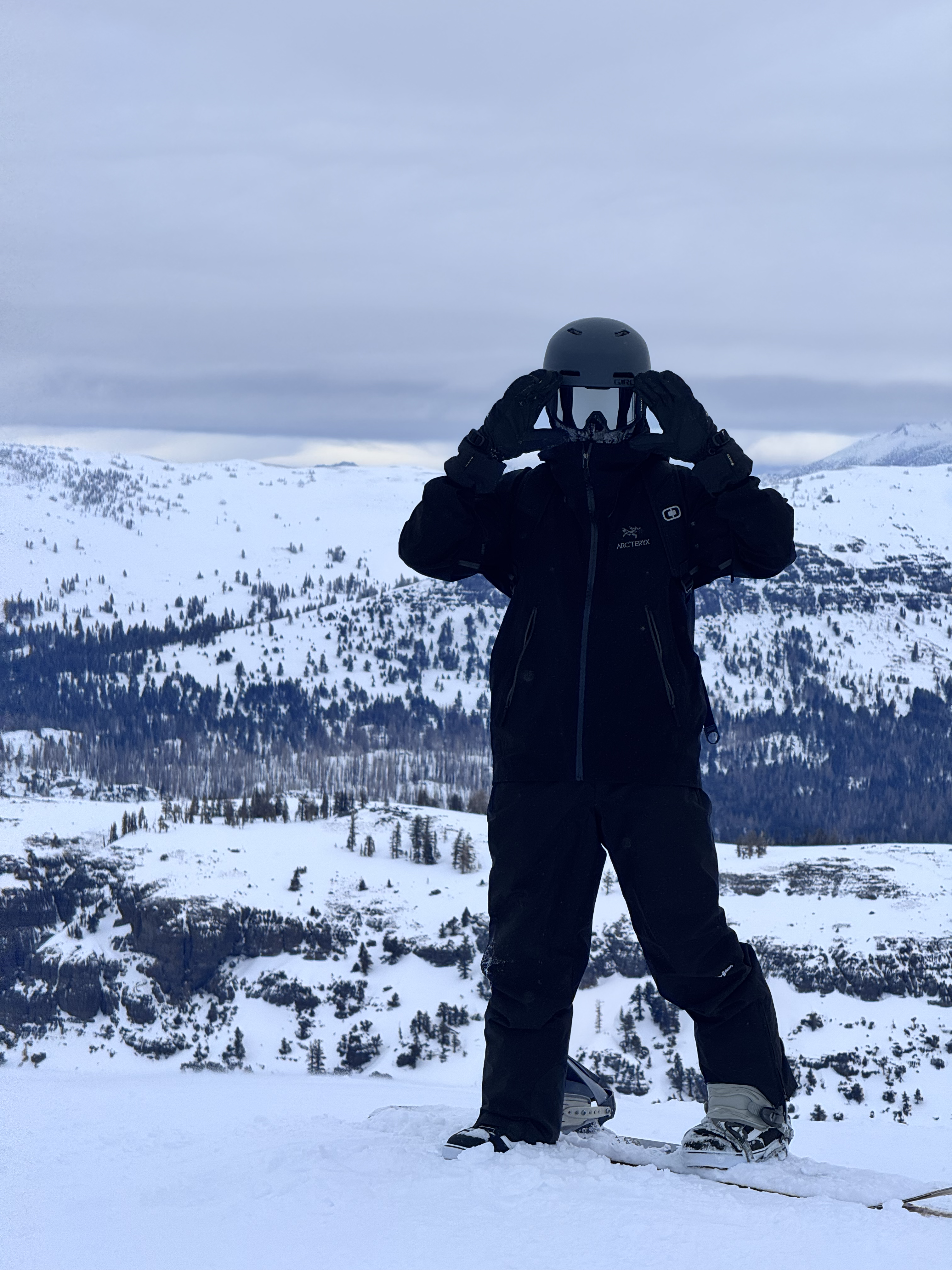 Snowboarding gear and setup